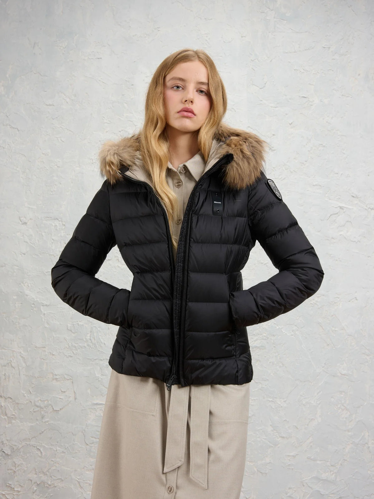 GIUBBINO CORTO IMBOTTITO PIUMA ARCADIA NERO int. BEIGE