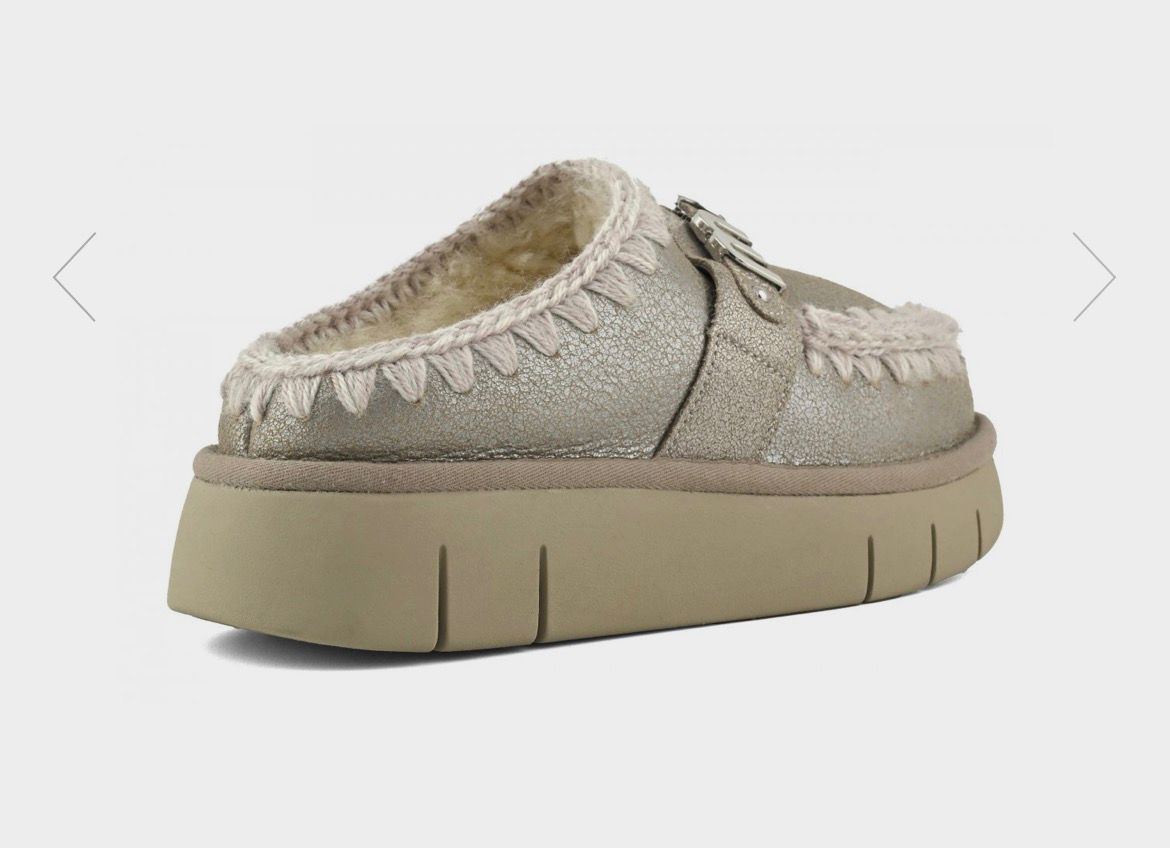 Mou Bounche Clog Special Leather Letter Logo