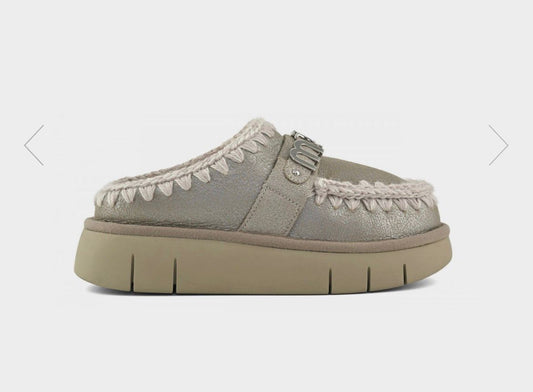 Mou Bounche Clog Special Leather Letter Logo