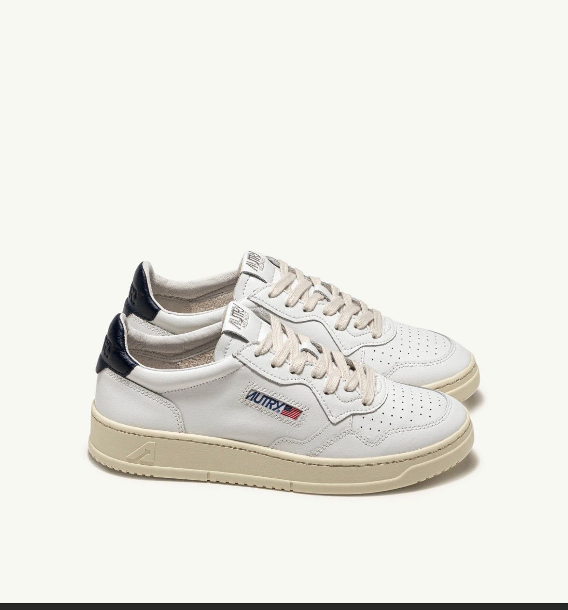Autry Donna – Sneakers Medalist Low in pelle bianca e “Space” AULW-LL12